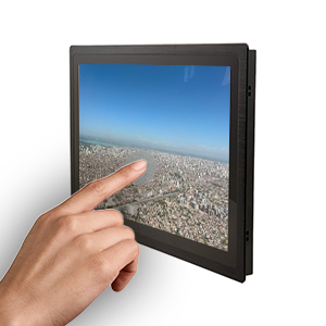 tt-panel-touchpanel-display-touch-screen-wandeinbau-zentriert-wolken-hintergrund_(1)